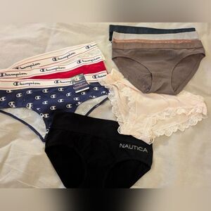 Brand New Women's Assorted Size Large Underwear.